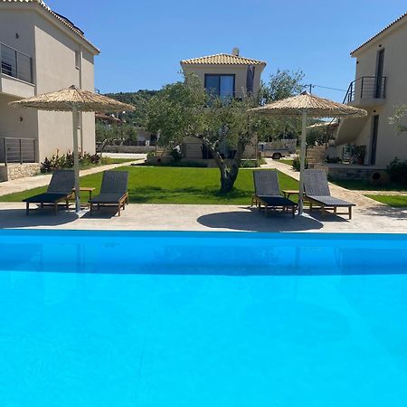 Three Charites Resort Gialova Extérieur photo