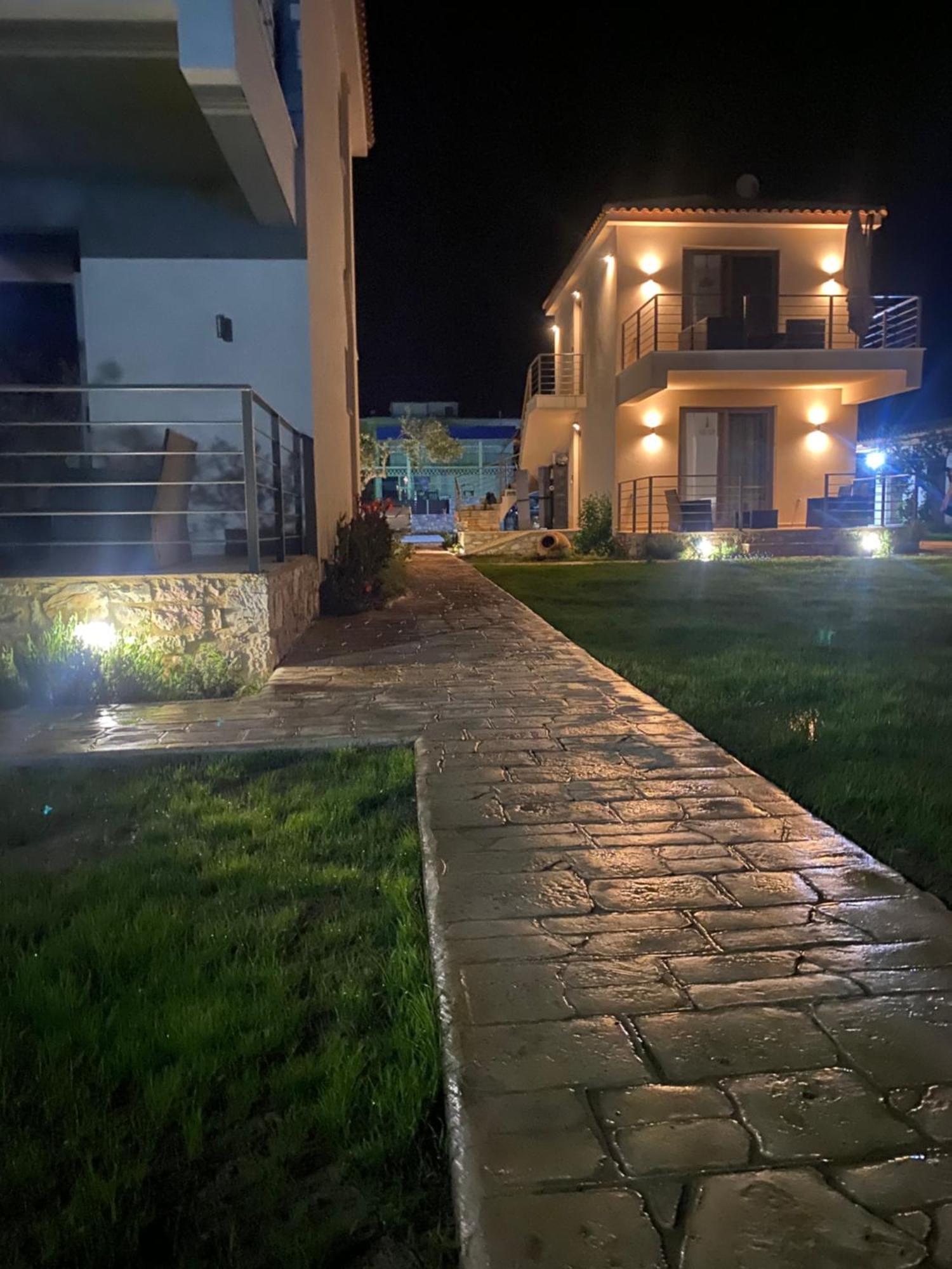 Three Charites Resort Gialova Extérieur photo